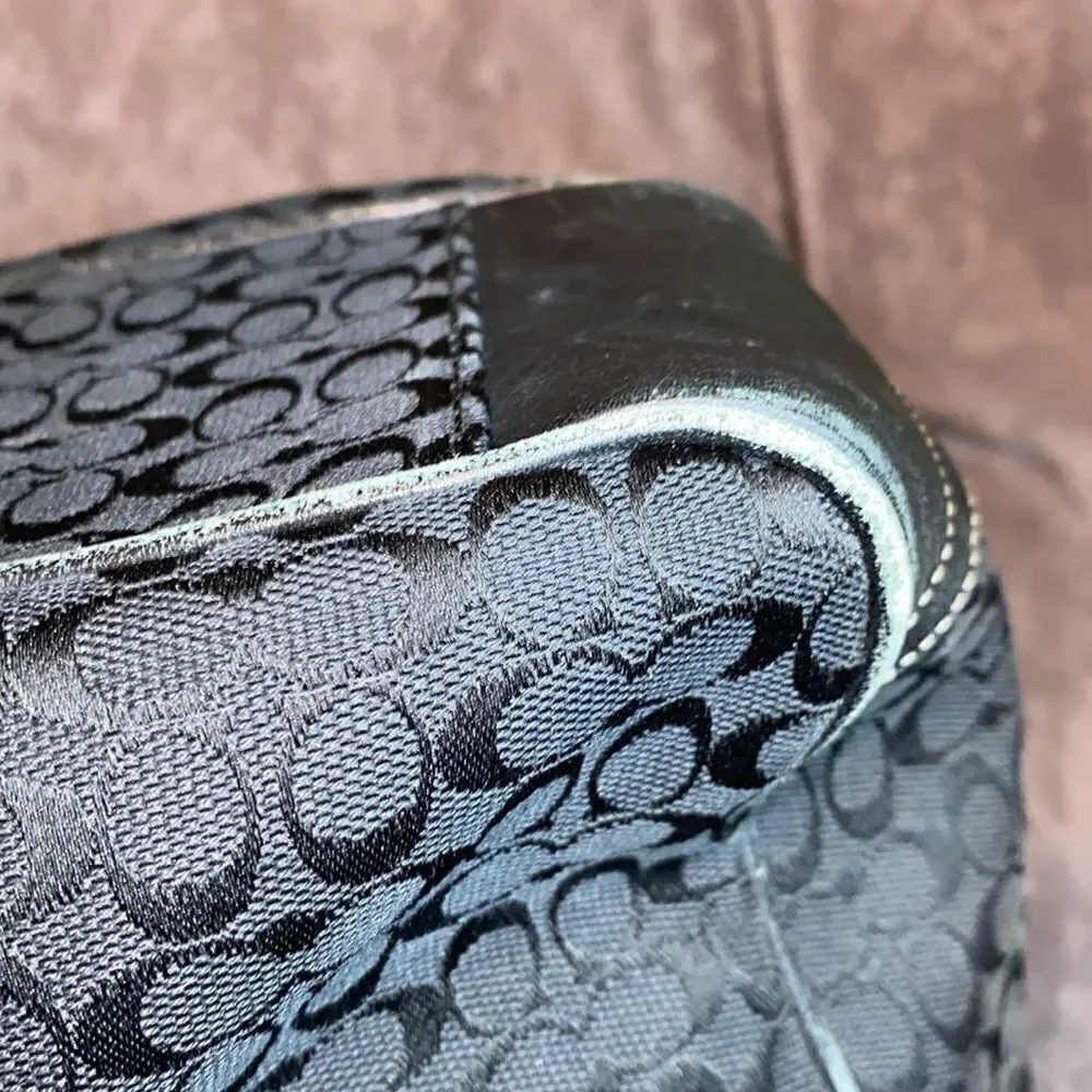 Coach Voyager Messenger Bag